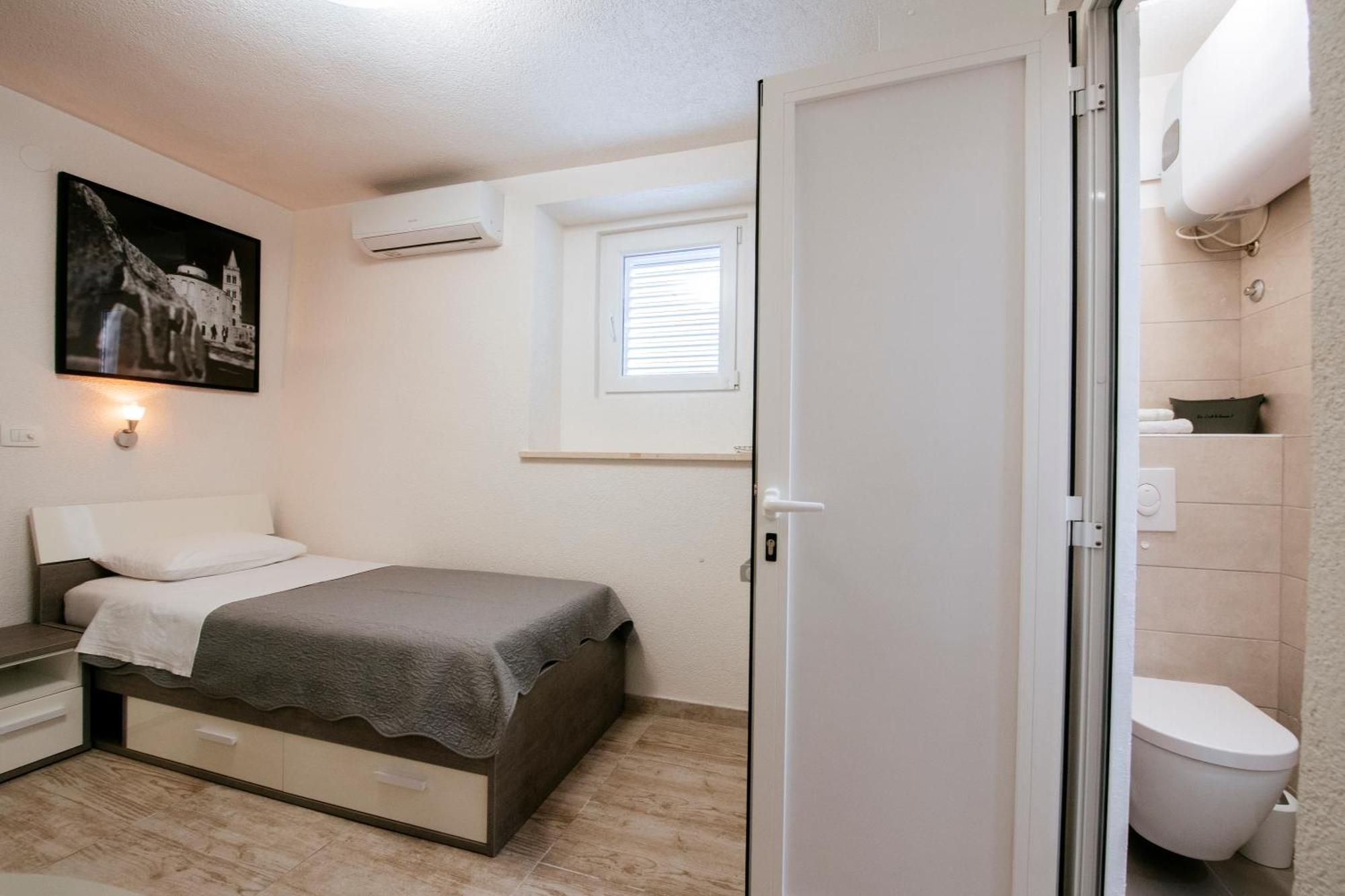 Ema House Apartment